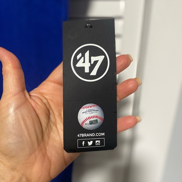 MLB 47 Men's Phillies Baseball Tee Color Blue Size M NWT - Picture 5 of 5